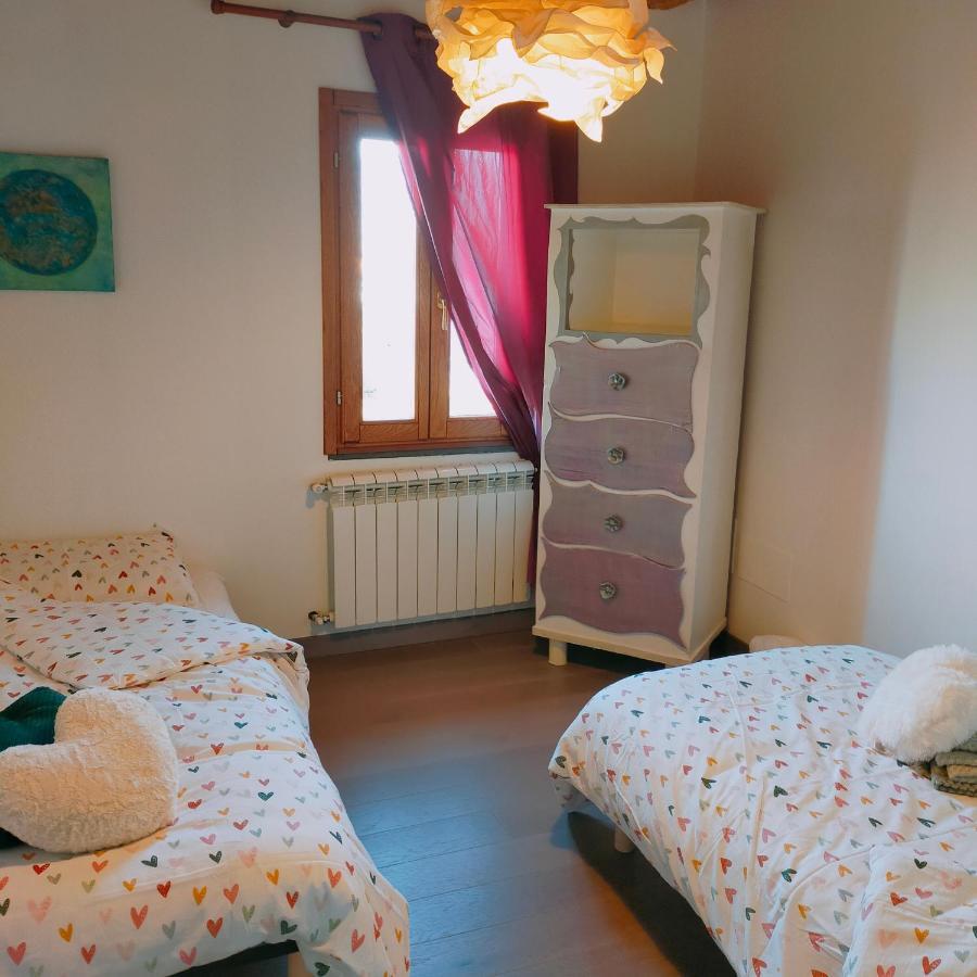 Agreable Maison En Triplex Avec Cours Interieure En Campagne Λούκα Εξωτερικό φωτογραφία